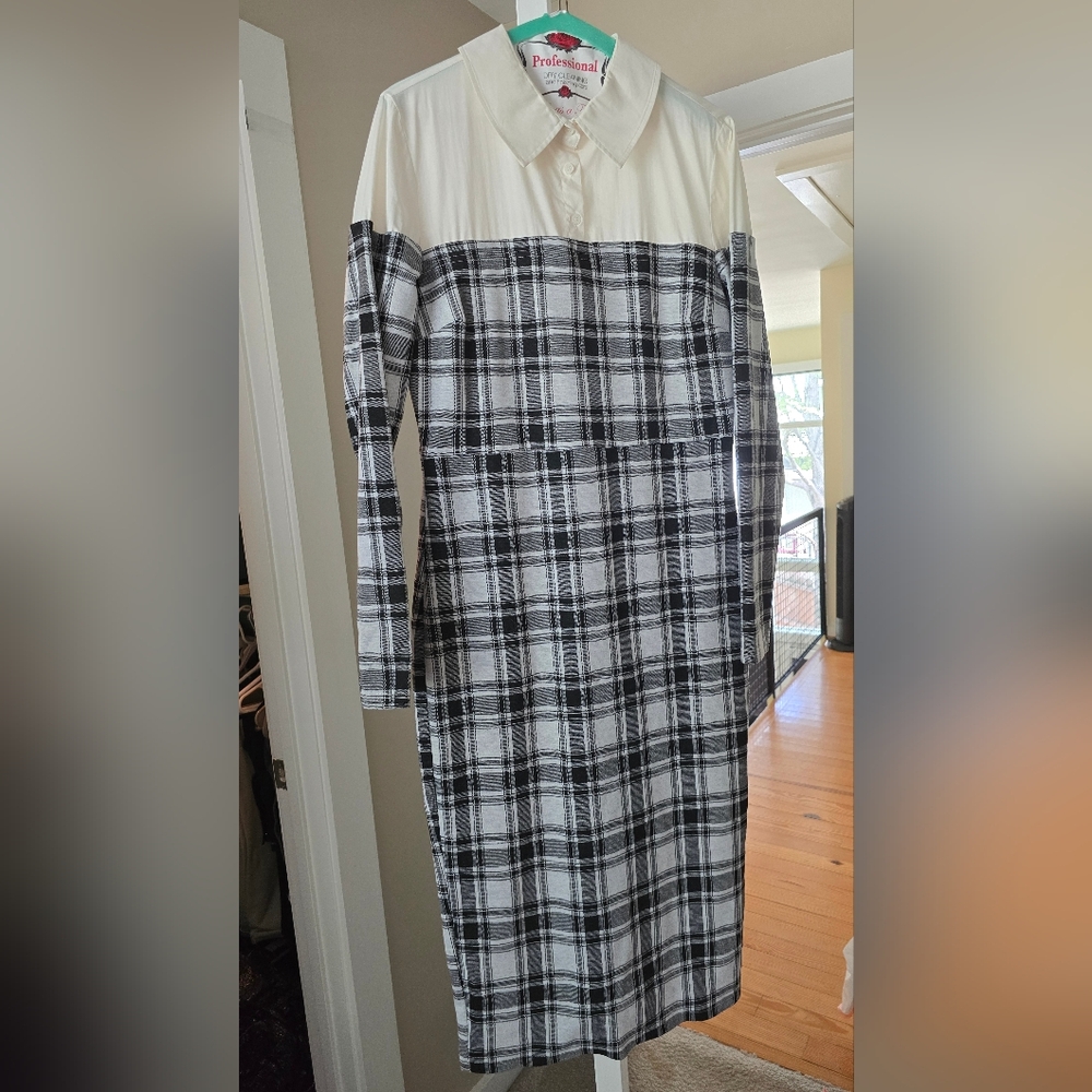 Black and White Plaid Long Sleeve Dress